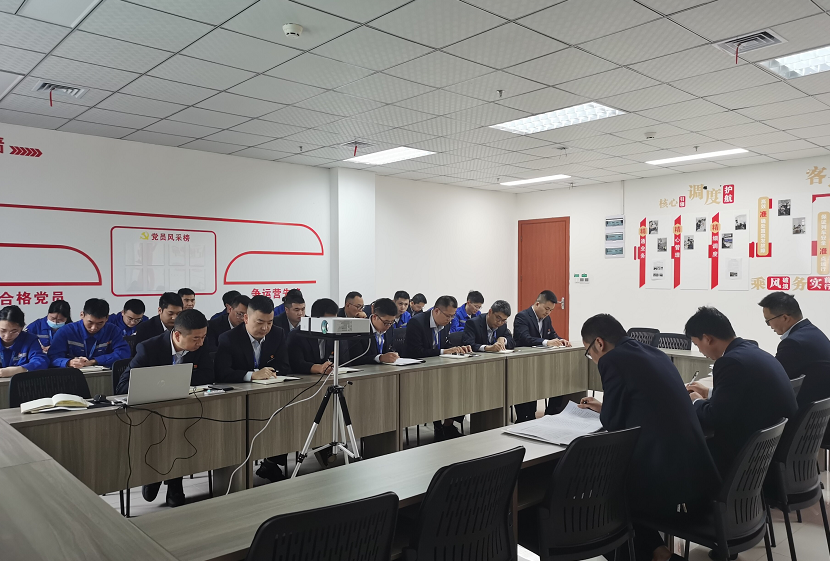 江跳線運(yùn)營(yíng)公司維保事業(yè)部黨支部組織開展“學(xué)習(xí)二十大 奮進(jìn)新征程”知識(shí)競(jìng)賽活動(dòng).png